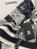 Authentic CHANEL Black & Ivory Cashmere blend Scarf – New with Box (VIP Gift) Made in France