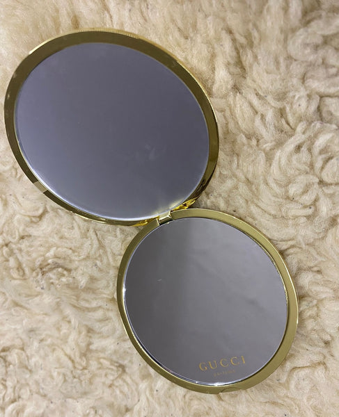 Authentic GUCCI Monogram Logo Golden Metal Beauty Compact Mirror – New with Box (VIP Gift)