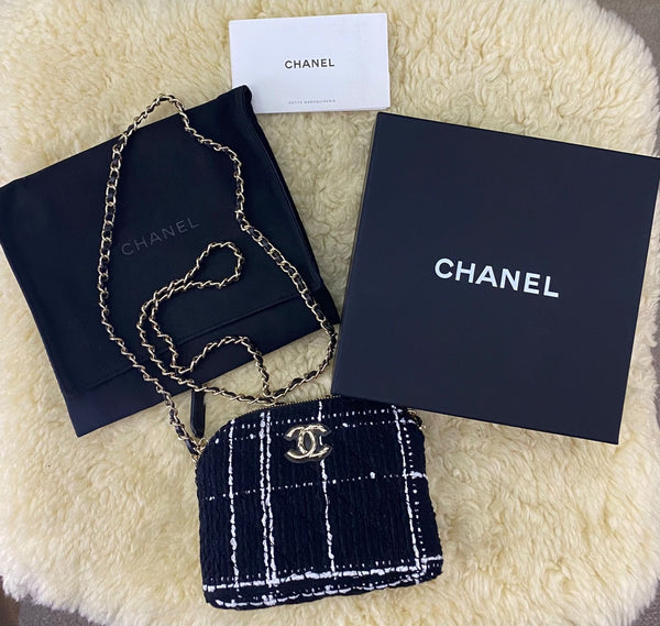 CHANEL Black & White Tweed Makeup Shoulder Bag New / Box & Dust Bag (VIP Gift)