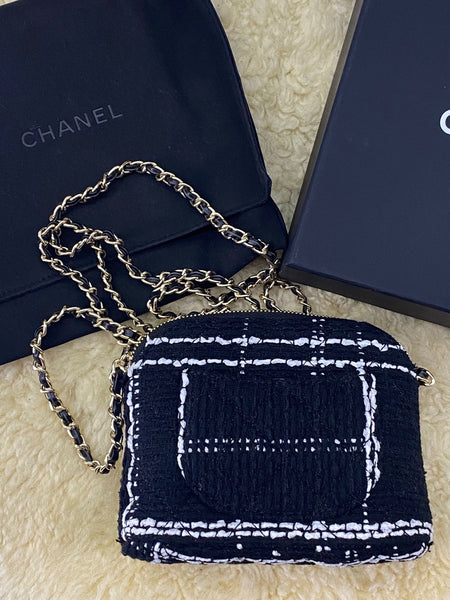 CHANEL Black & White Tweed Makeup Shoulder Bag New / Box & Dust Bag (VIP Gift)