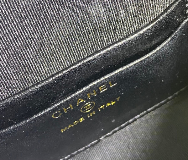 CHANEL Black & White Tweed Makeup Shoulder Bag New / Box & Dust Bag (VIP Gift)