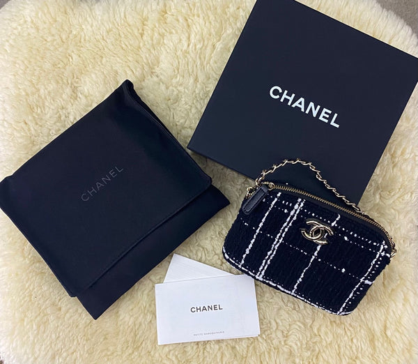 CHANEL Black & White Tweed Makeup Shoulder Bag New / Box & Dust Bag (VIP Gift)