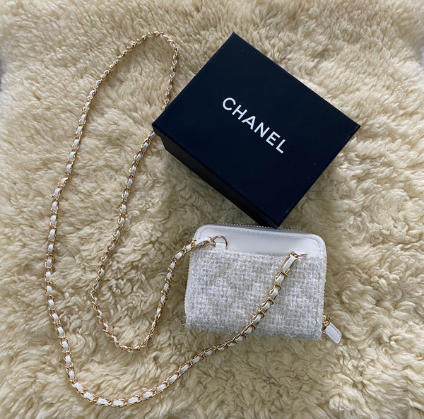 CHANEL Ivory White Tweed Makeup Shoulder New WITH Box (VIP Gift)