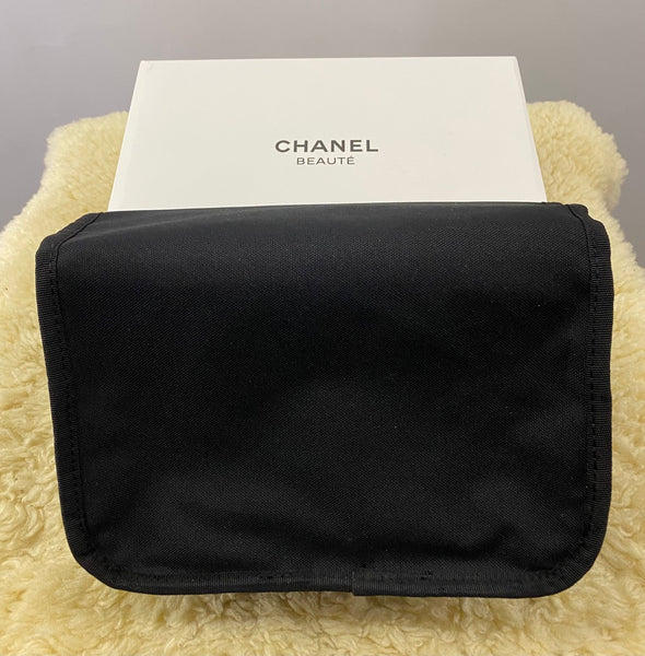 CHANEL Beauty Large Black Hanging Cosmetic Case with Box (VIP Gift)