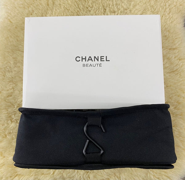 CHANEL Beauty Large Black Hanging Cosmetic Case with Box (VIP Gift)