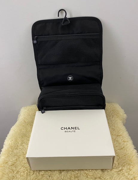 CHANEL Beauty Large Black Hanging Cosmetic Case with Box (VIP Gift)