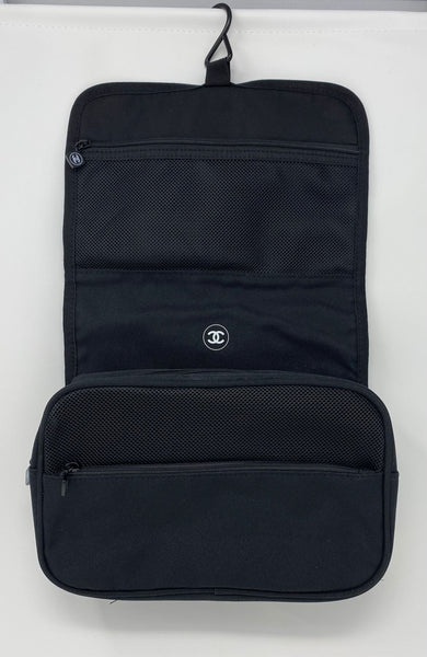 CHANEL Beauty Large Black Hanging Cosmetic Case with Box (VIP Gift)