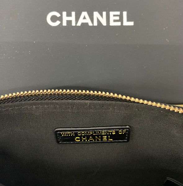 CHANEL Black Velvet Matelassé Quilted Cosmetic Pouch (Limited Edition VIP Gift)