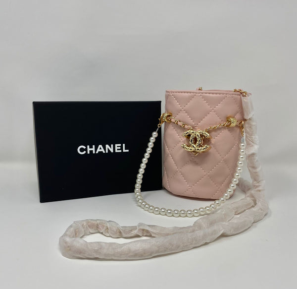 CHANEL Pink Leather Matelassé Quilted Makeup Bag on Interwoven Chain – (VIP Gift), Made in Italy, Bucket with Pearl Details