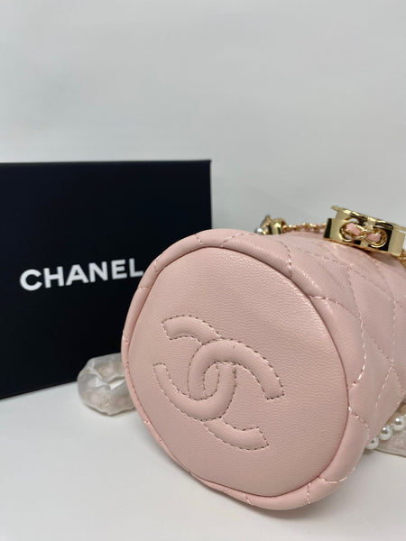 CHANEL Pink Leather Matelassé Quilted Makeup Bag on Interwoven Chain – (VIP Gift), Made in Italy, Bucket with Pearl Details